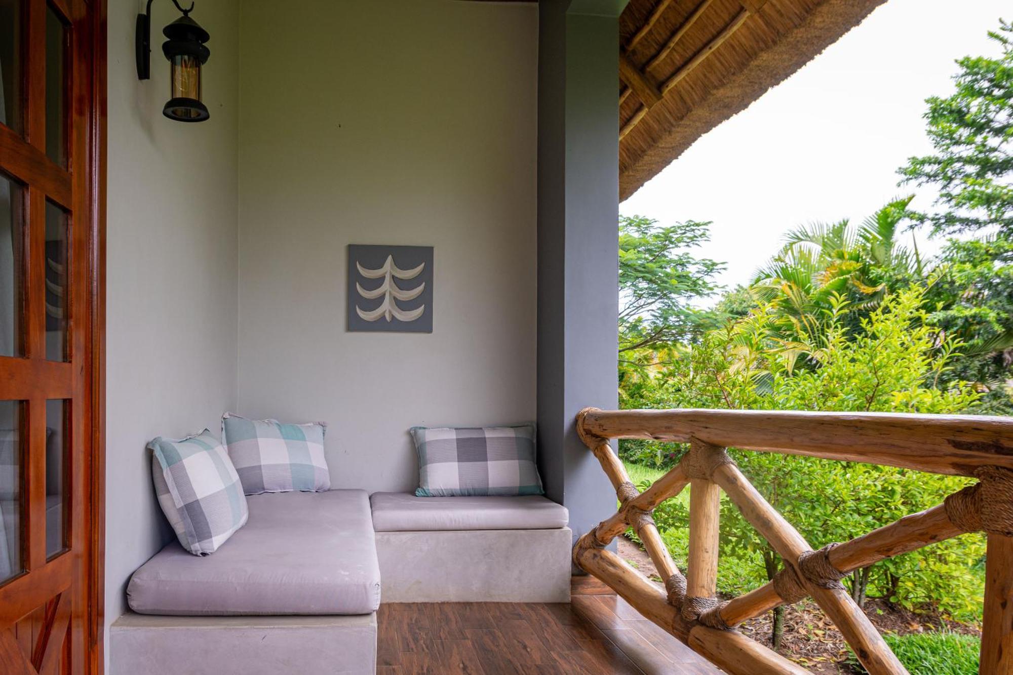 Emburara Farm Lodge Mbarara Екстериор снимка