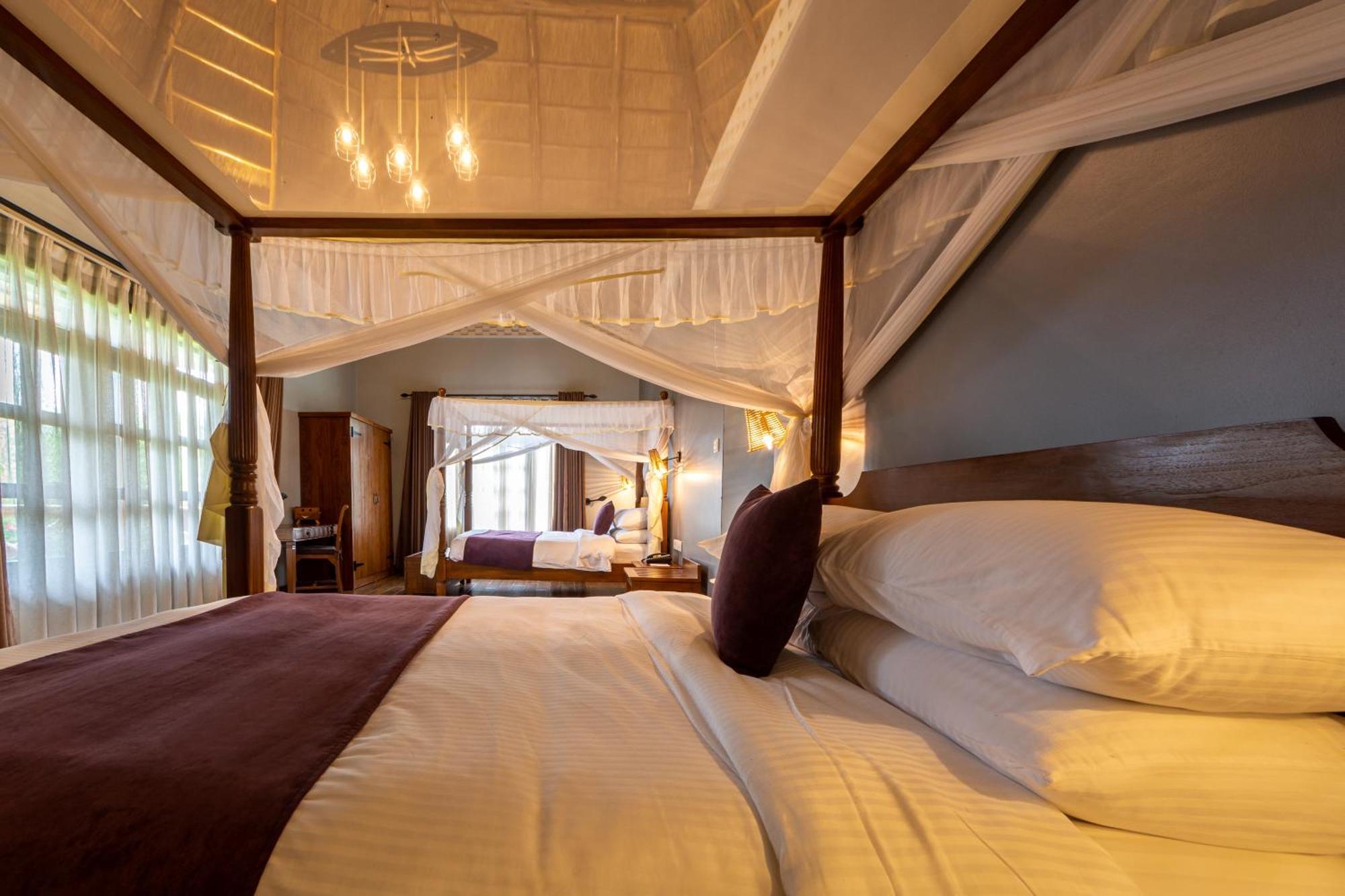 Emburara Farm Lodge Mbarara Екстериор снимка