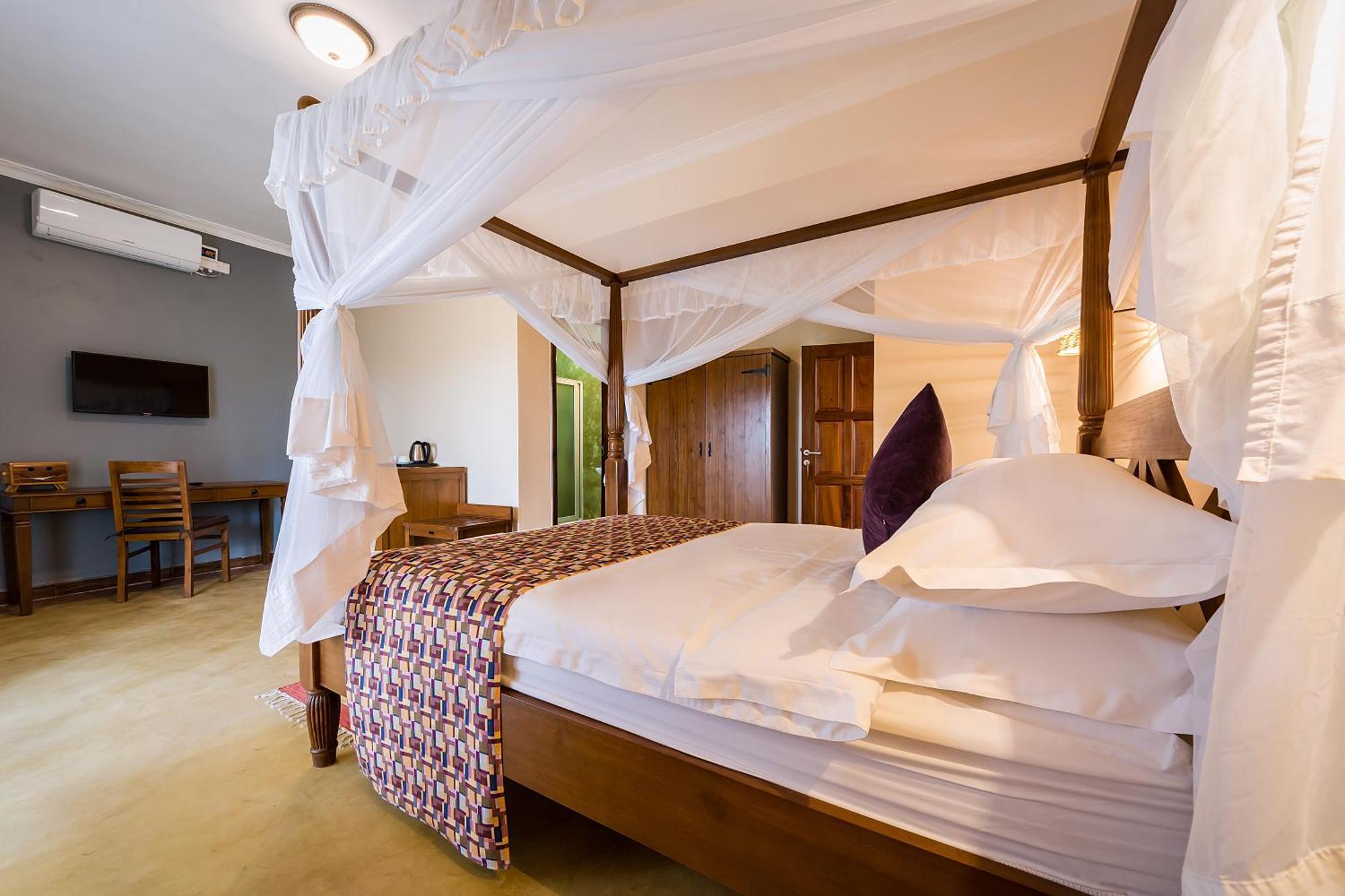 Emburara Farm Lodge Mbarara Екстериор снимка