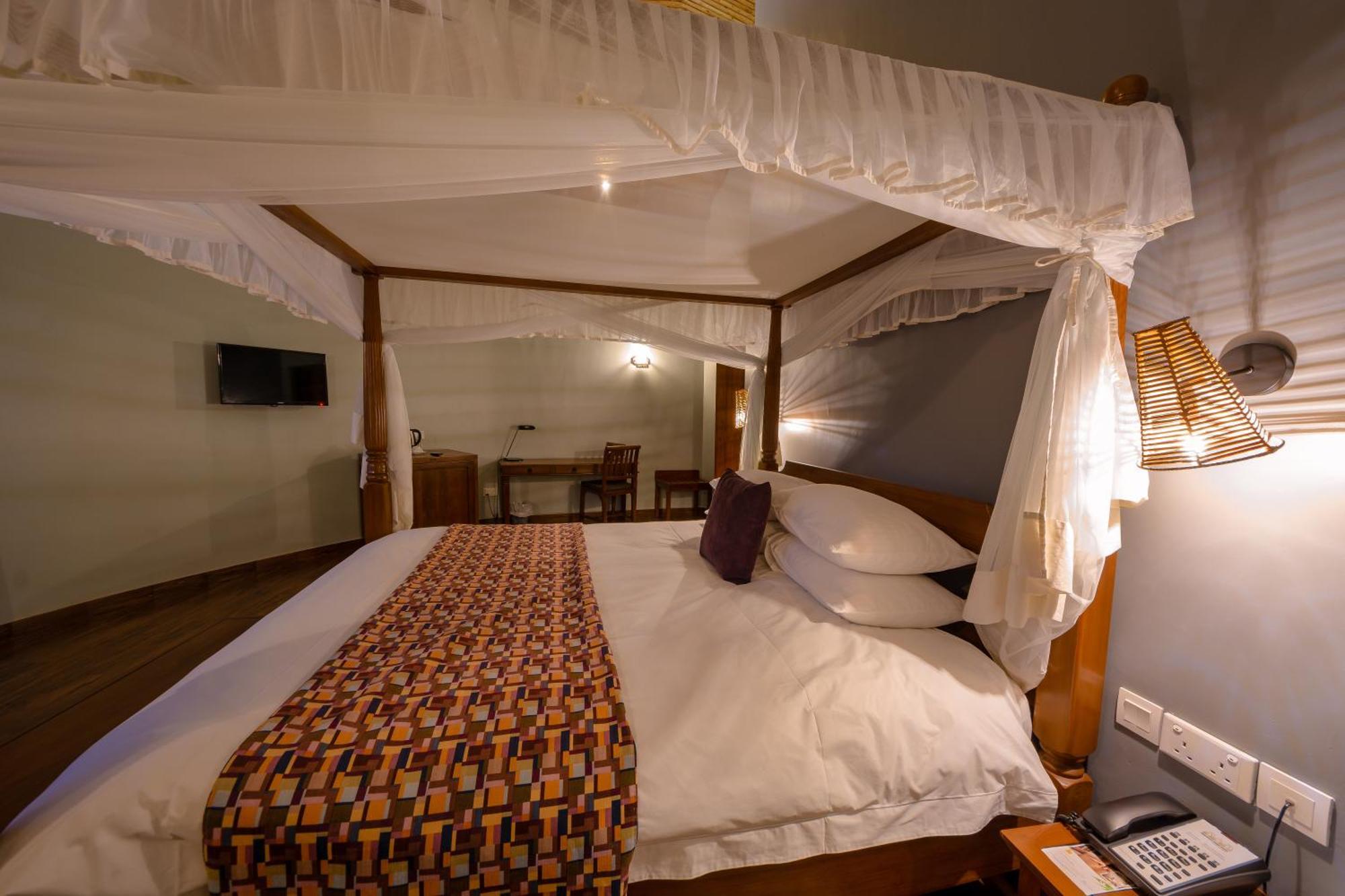Emburara Farm Lodge Mbarara Екстериор снимка