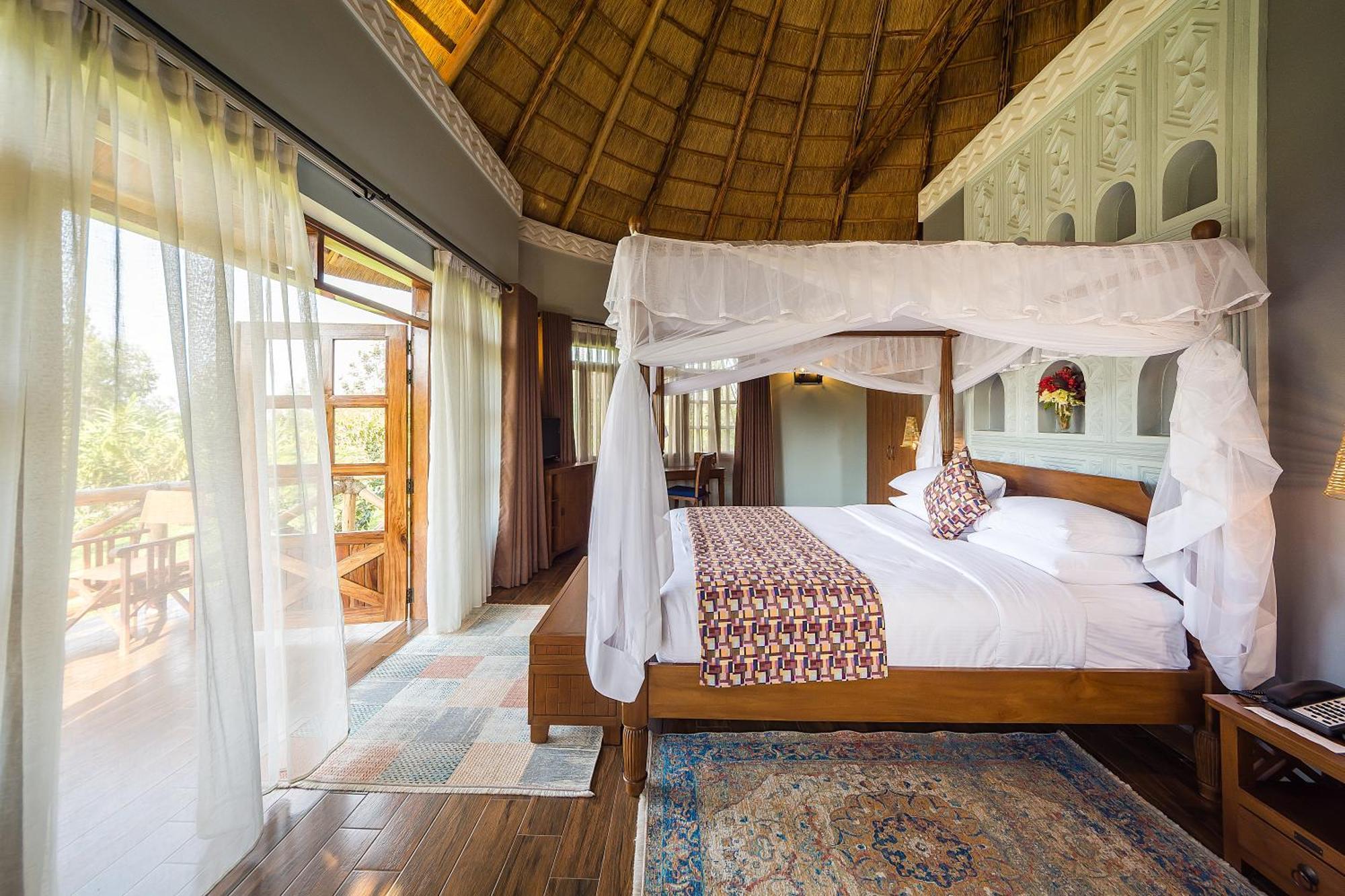 Emburara Farm Lodge Mbarara Екстериор снимка