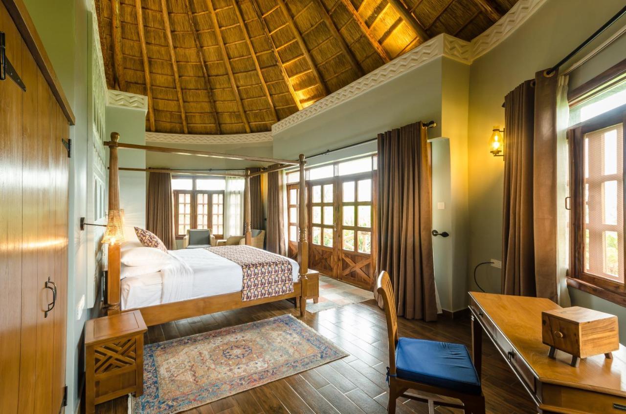 Emburara Farm Lodge Mbarara Екстериор снимка