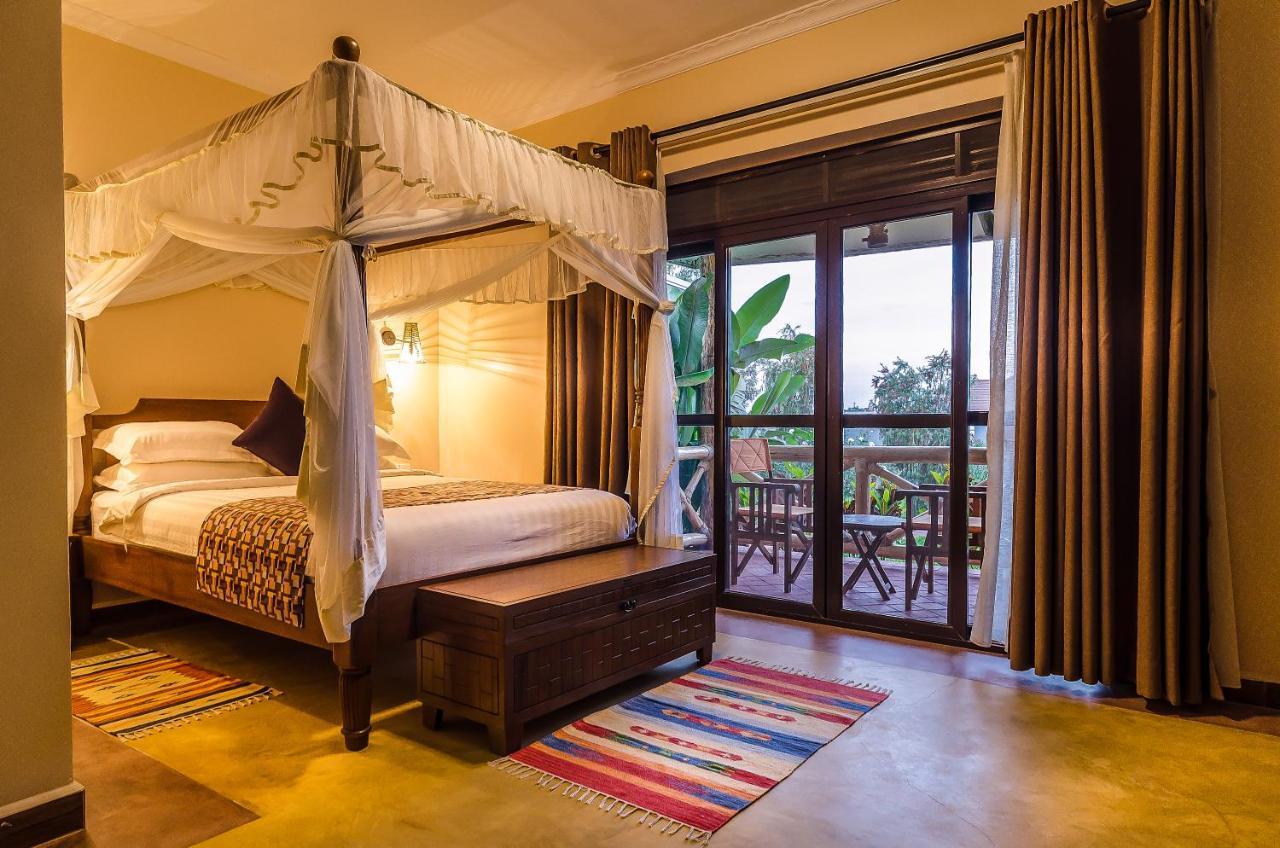 Emburara Farm Lodge Mbarara Екстериор снимка