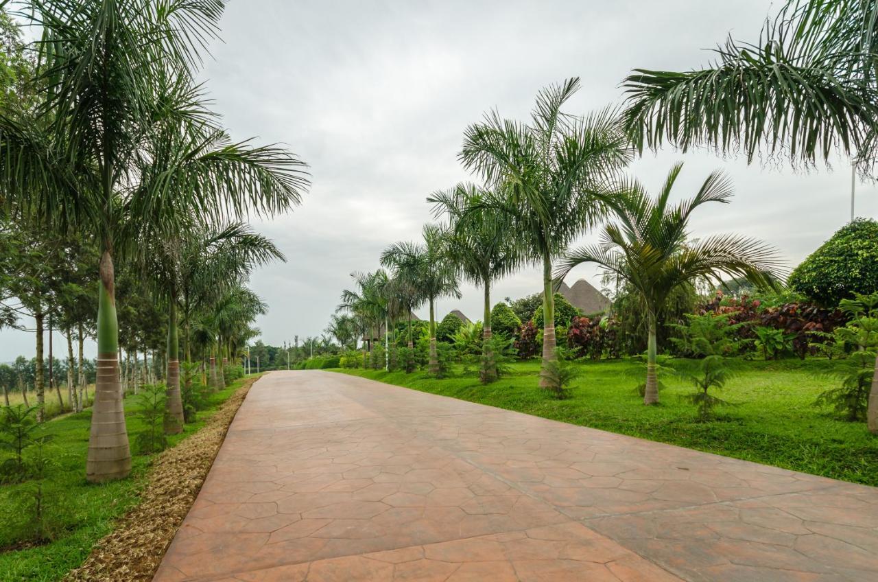 Emburara Farm Lodge Mbarara Екстериор снимка
