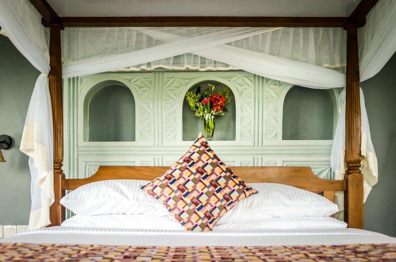 Emburara Farm Lodge Mbarara Екстериор снимка